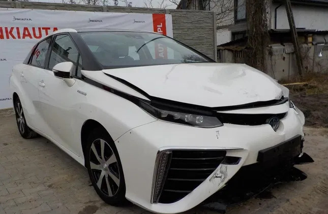 Toyota Mirai cena 48900 przebieg: 8917, rok produkcji 2020 z Koźmin Wielkopolski małe 407